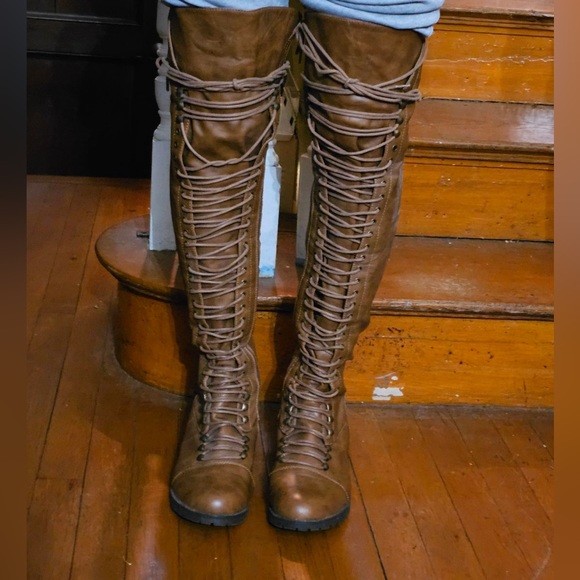 Amazon Shoes - lace up / combat \military brown boots/ over the knee boots  size 8.5